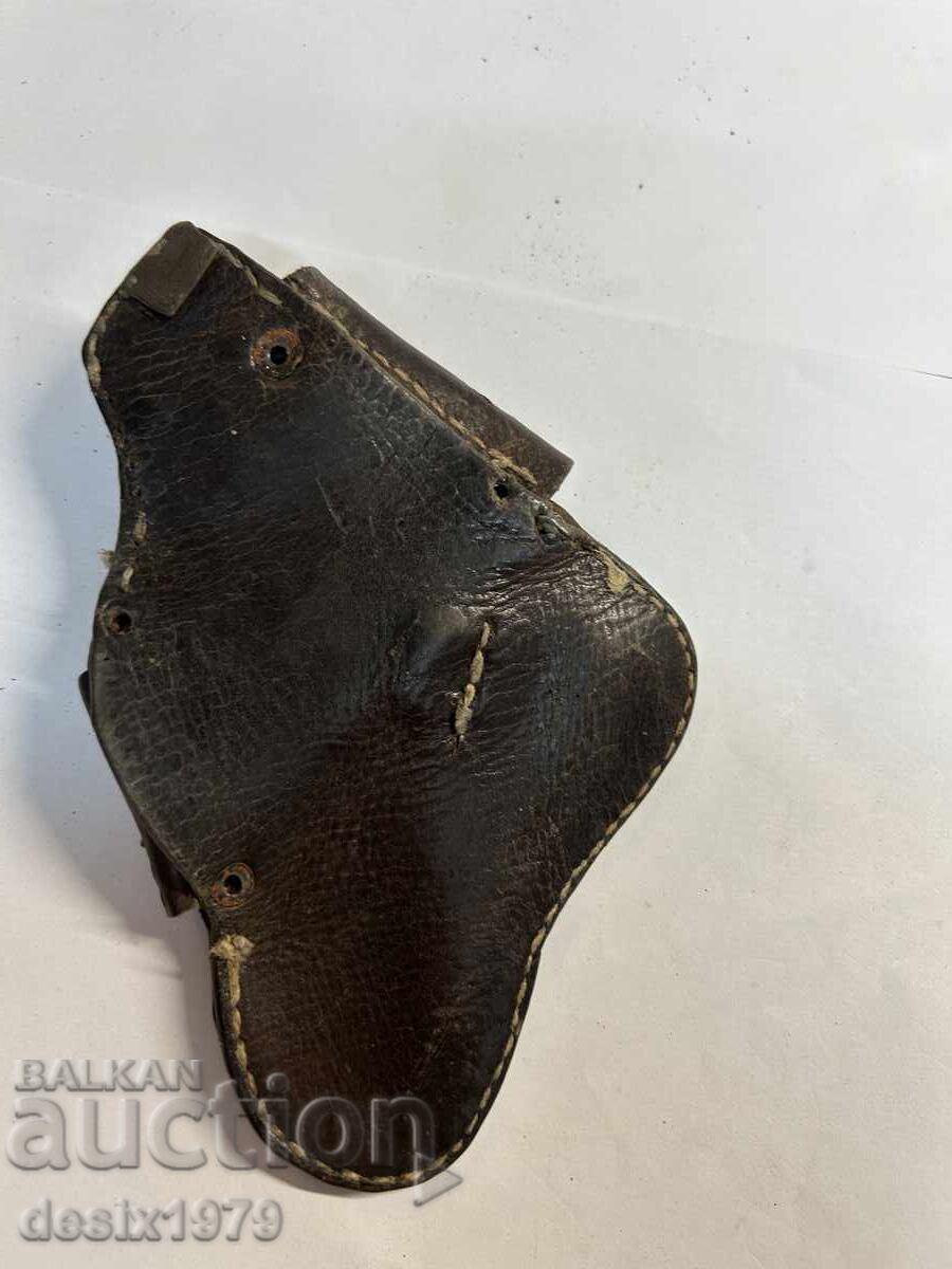 Delivery of Very old leather holster