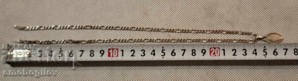 Παράδοση Ασημένια αλυσίδα με μενταγιόν Παράδοση Ασημένια αλυσίδα με μενταγιόν