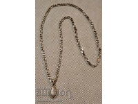 Ασημένια αλυσίδα με μενταγιόν