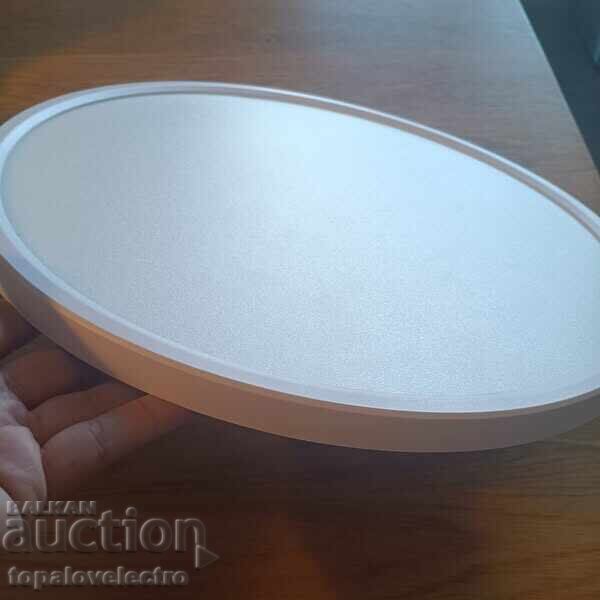 Δημοπρασία LED tavanικό φωτιστικό 36W, 40 εκ., εξαιρετικά λεπτό, με παρατηρήσεις