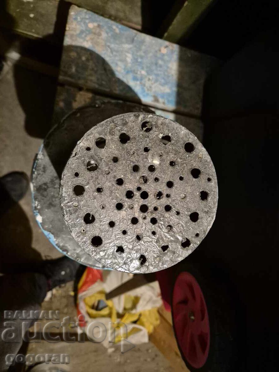 Delivery of Old metal vent