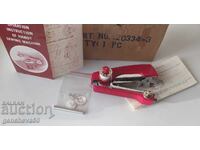 Немска преносима мини шевна машина