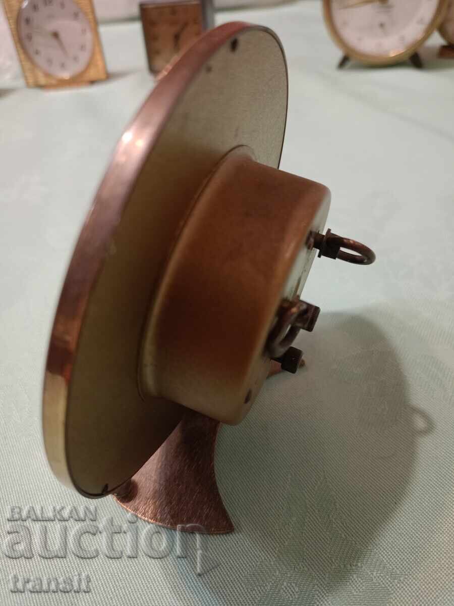 Ceas de masa Art Deco cu preț 110.00 BGN | € 56.24