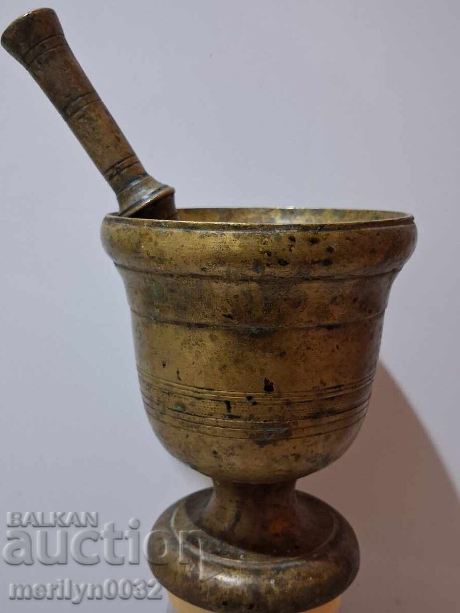 Χάλκινο γουδί με γουδοχέρι, σκεύος για σύνθλιψη, τέλη 19ου αιώνα