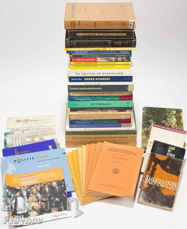 Colecție foarte mare de literatură profesională despre Poliție - 7