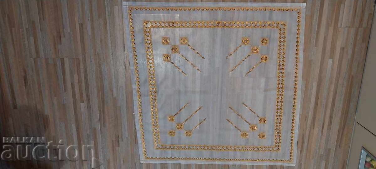 Стари карета и покривка