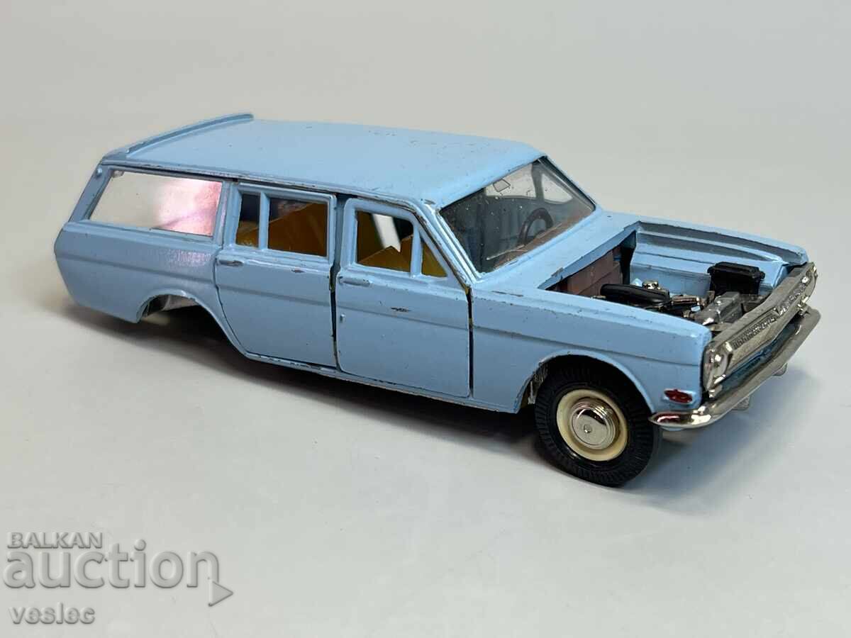 Σοβ. ΕΣΣΔ Ρωσικό Αμαξάκι 1/43 Μοντέλο Volga GAZ-24 Kombi με τιμή 35.00 BGN | € 17.90