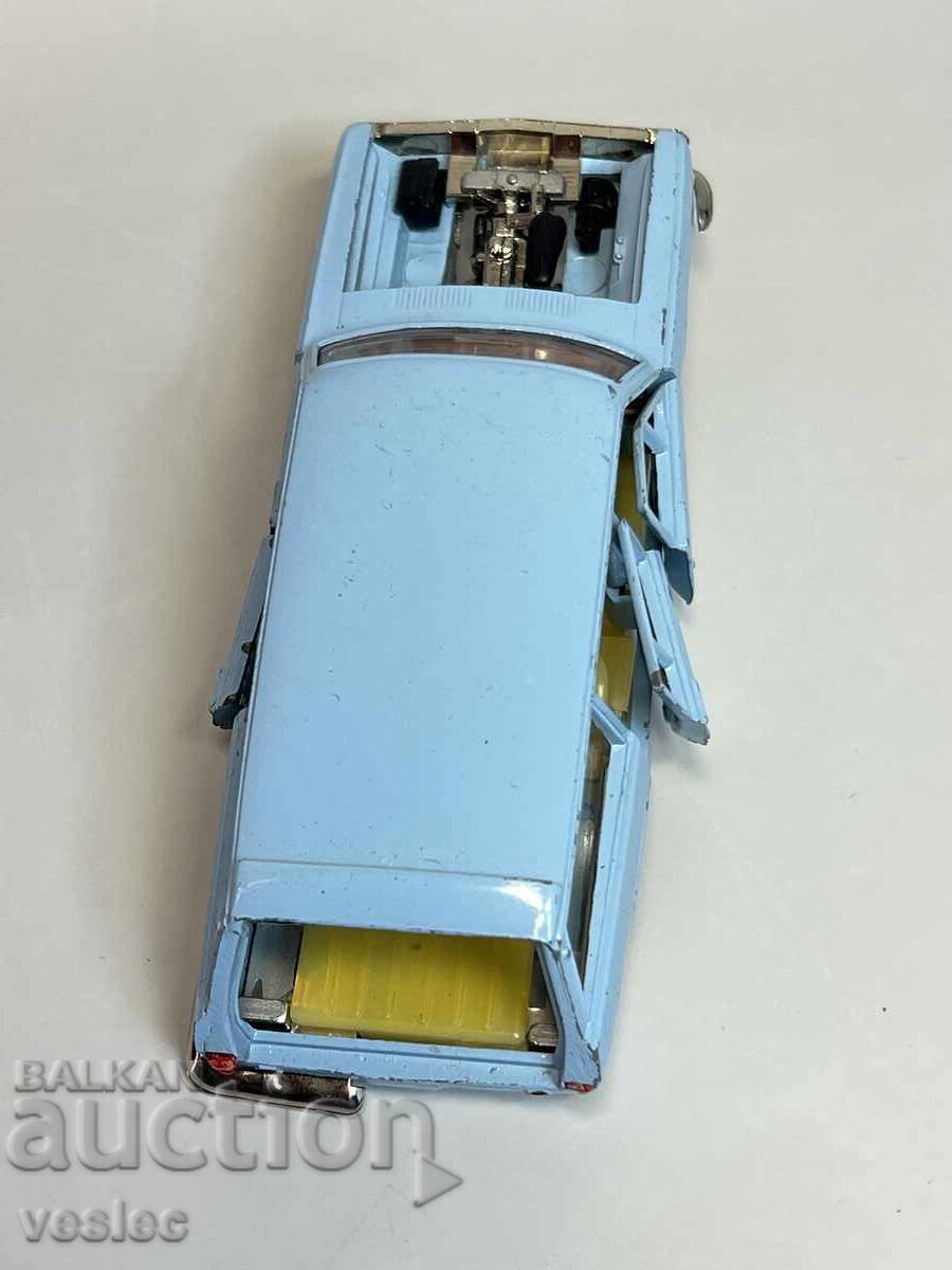 Παράδοση Σοβ. ΕΣΣΔ Ρωσικό Αμαξάκι 1/43 Μοντέλο Volga GAZ-24 Kombi