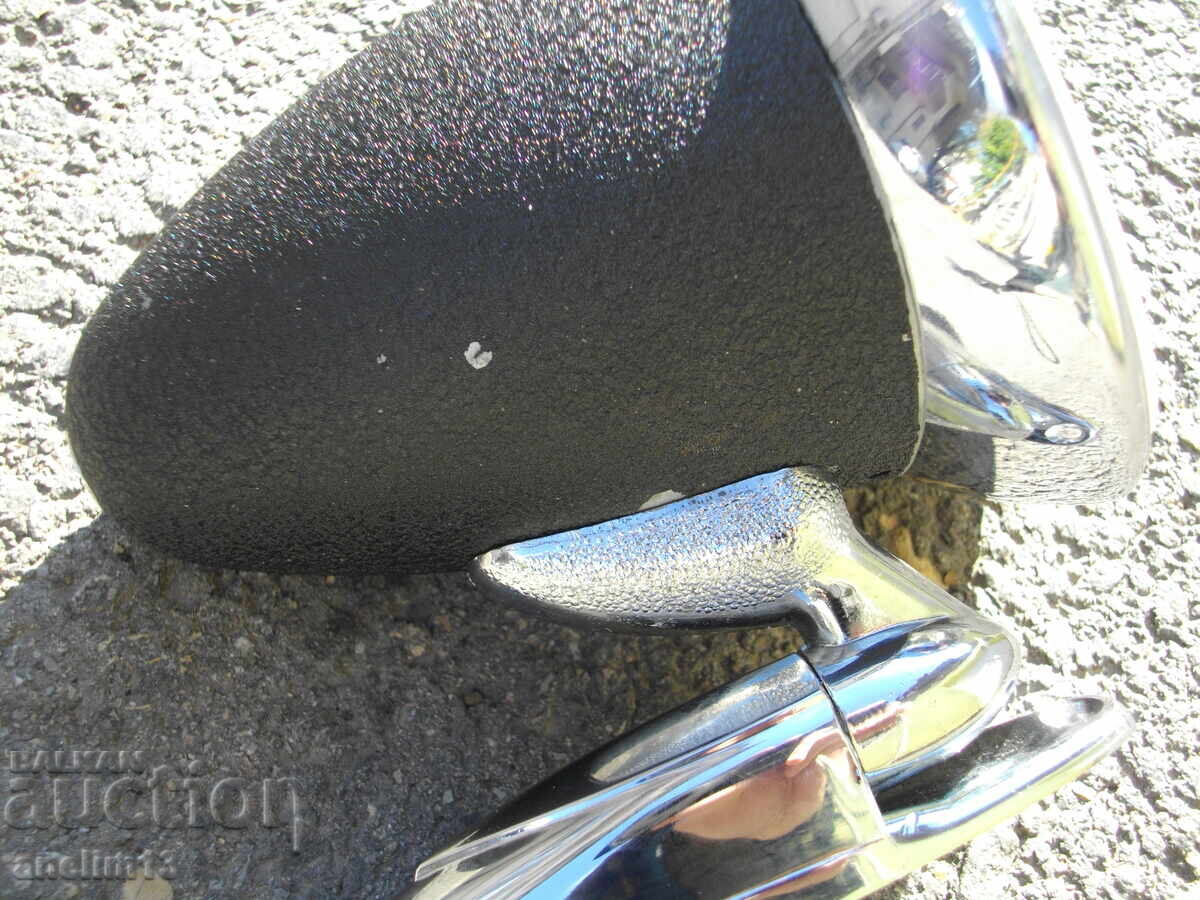 Livrarea OGLINDĂ AUTO RETRO