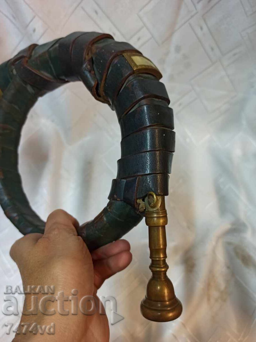 Auction  Authentic hunting horn, working Furst Pless with leather
