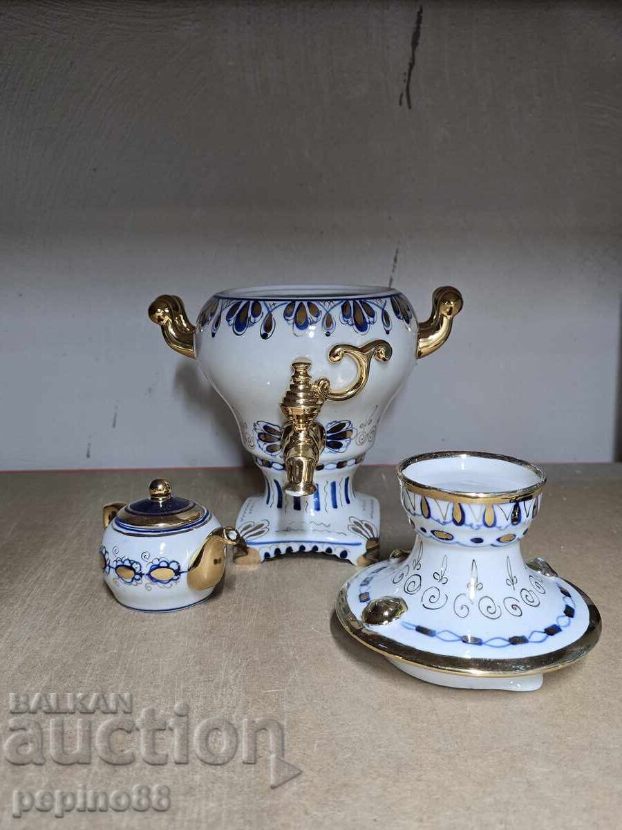 B.Z.C. Russian Gzhel Porcelain Samovar with price 56.95 BGN | € 29.12 B.Z.C. Russian Gzhel Porcelain Samovar with price 56.95 BGN | € 29.12
