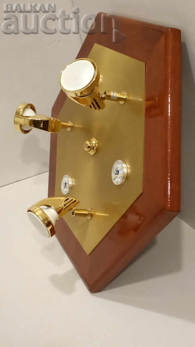 Λάμπα οροφής με σποτάκια