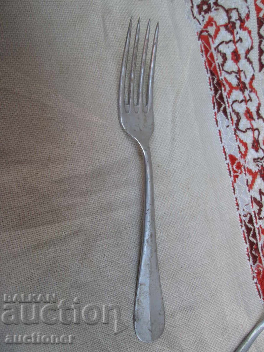 Licitație FURCULIȚĂ NAZISTĂ GERMANĂ GERMANIA KRIEGSMARINE Licitație FURCULIȚĂ NAZISTĂ GERMANĂ GERMANIA KRIEGSMARINE