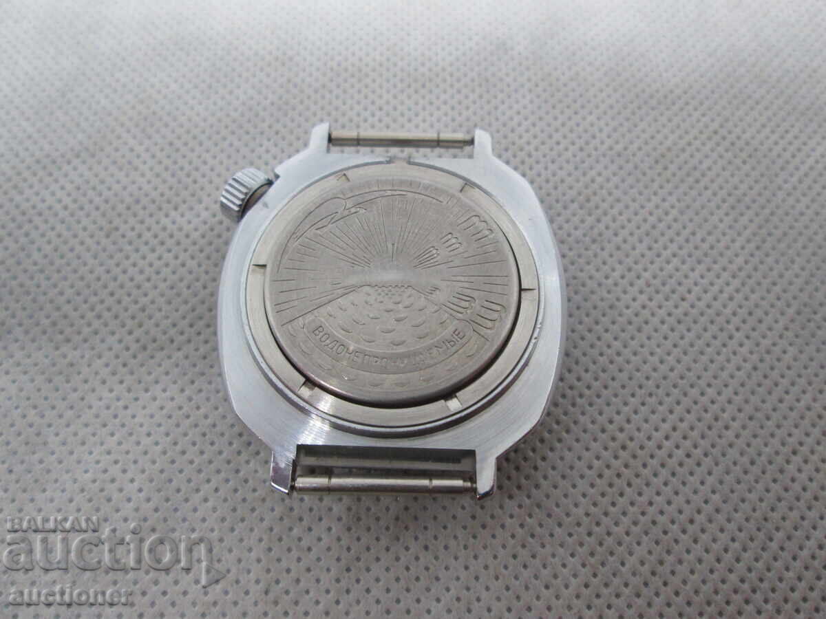 CEAS NOU-NOU DE MÂNĂ - KOMANDIRSKIE cu preț 150.00 BGN | € 76.69