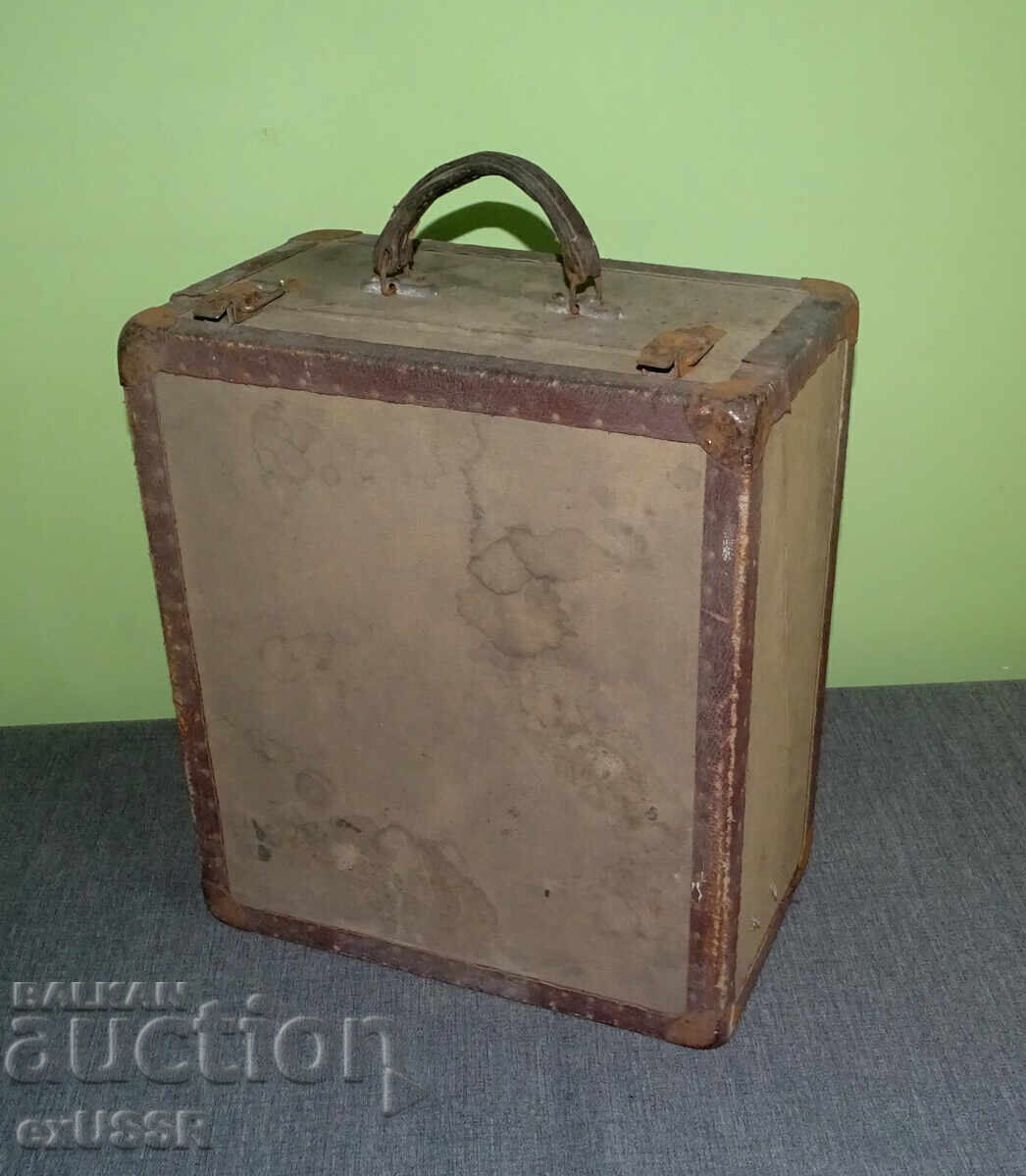 Παλιό στρατιωτικό σεντούκι βαλίτσα φαρμακείο φαρμακείο - 6 Παλιό στρατιωτικό σεντούκι βαλίτσα φαρμακείο φαρμακείο - 6