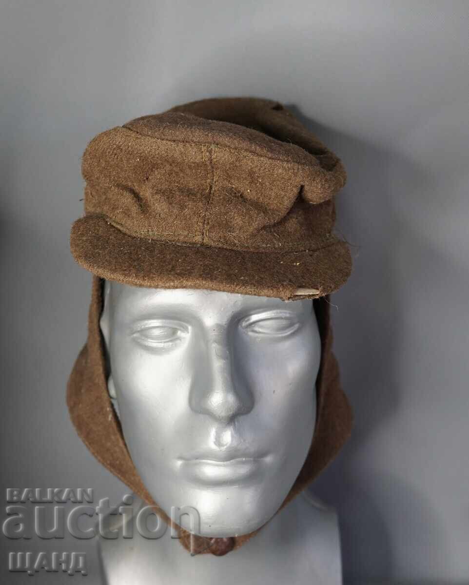 Kingdom of Bulgaria Military Winter Hat Artillery Artillery with price 24.00 BGN | € 12.27 Kingdom of Bulgaria Military Winter Hat Artillery Artillery with price 24.00 BGN | € 12.27