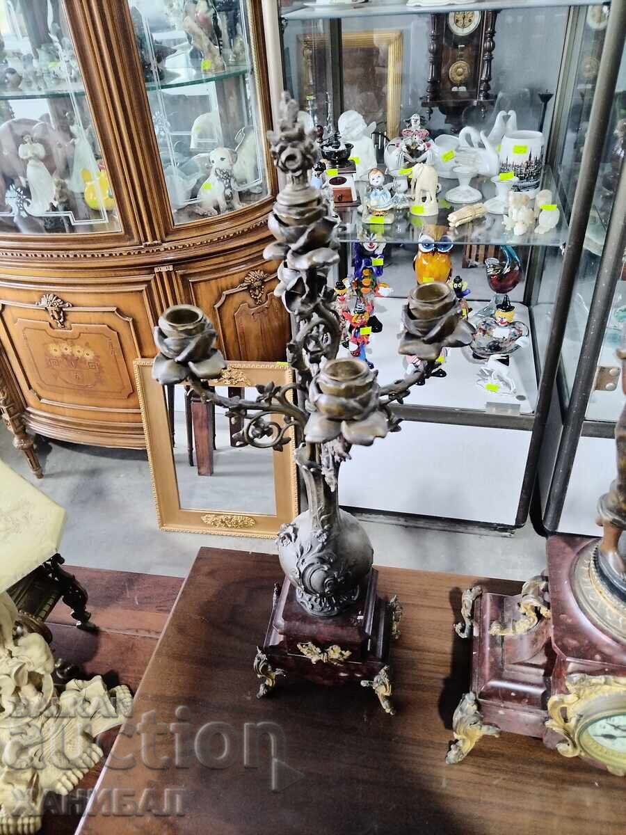 Auction  BEAUTIFUL FIREPLACE CLOCK WITH TWO CANDLESTICKS