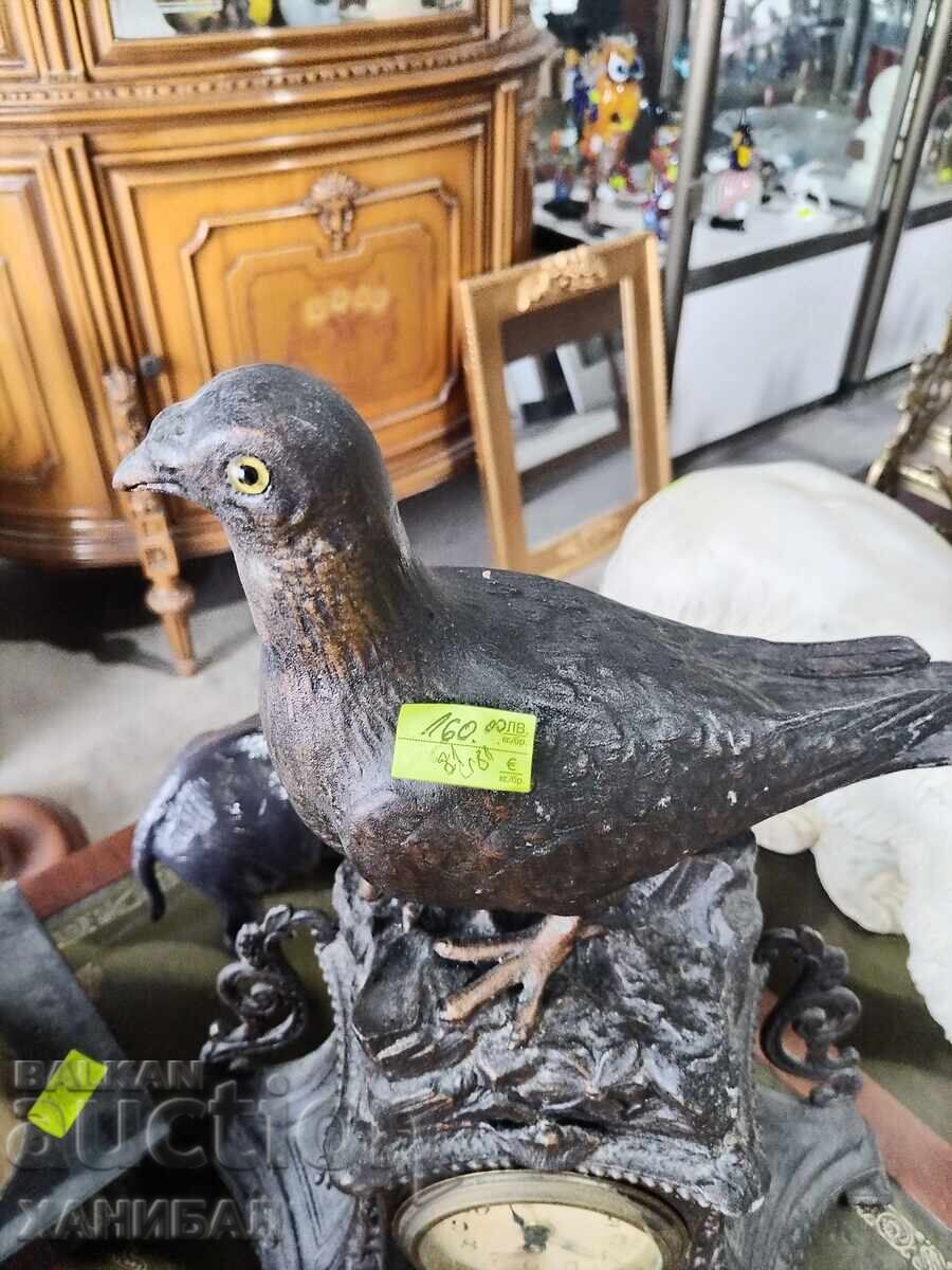 Όμορφο Ρολόι Τζακιού με τιμή 130.00 BGN | € 66.47