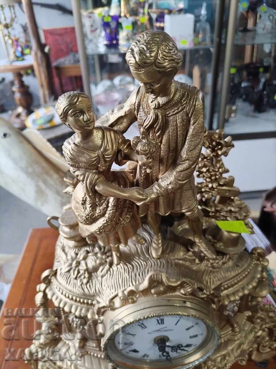 Licitație CEAS DE ȘEMINEU FRUMOS BRONZ