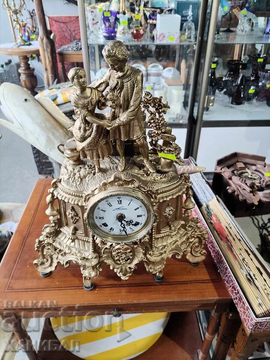 CEAS DE ȘEMINEU FRUMOS BRONZ