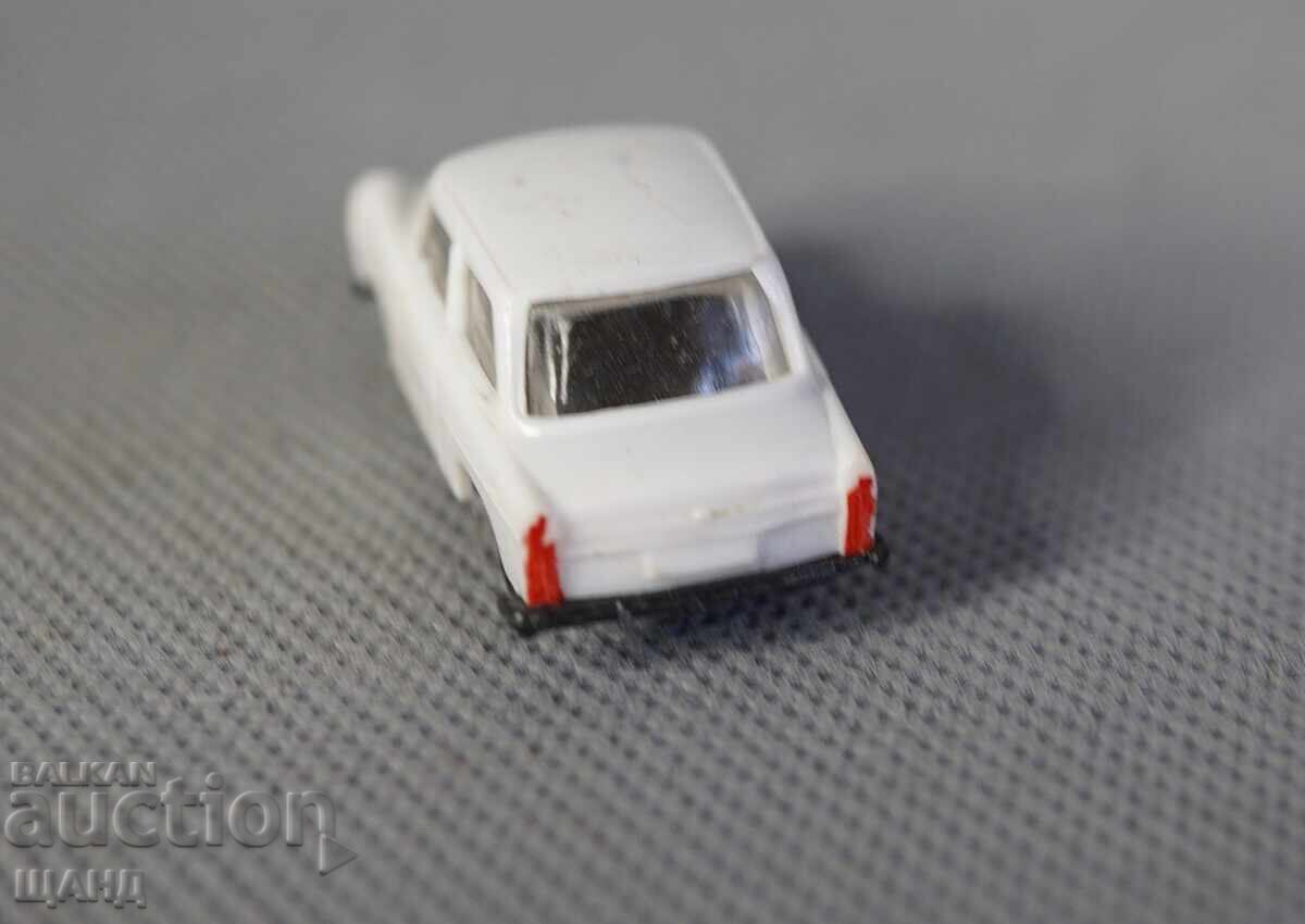 Delivery of TRABANT 601 Old plastic toy model car Trabant