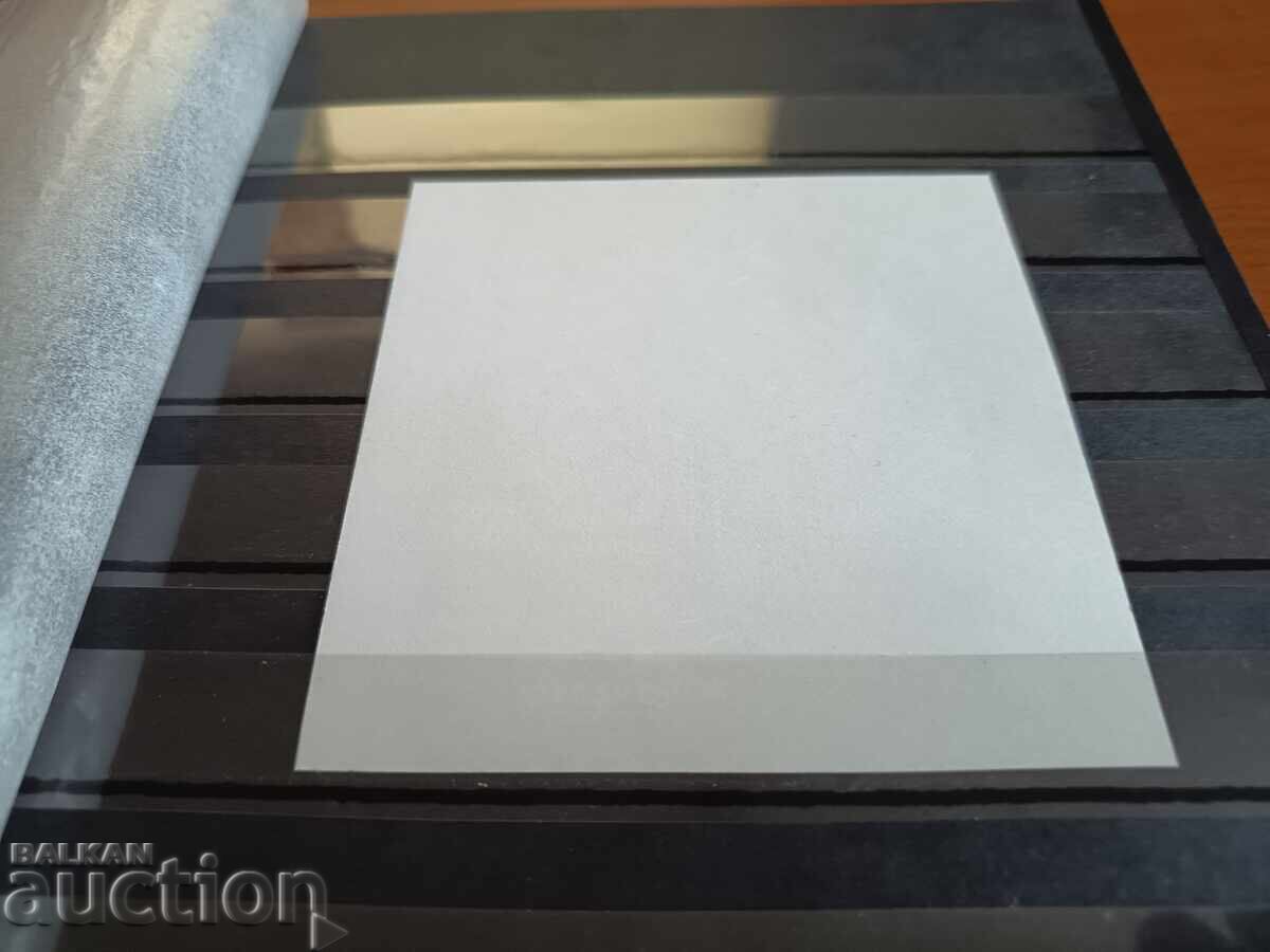 Доставка на Сувенирен блок "Кучета космонавти" на №4999 от каталога 11г. Доставка на Сувенирен блок "Кучета космонавти" на №4999 от каталога 11г.