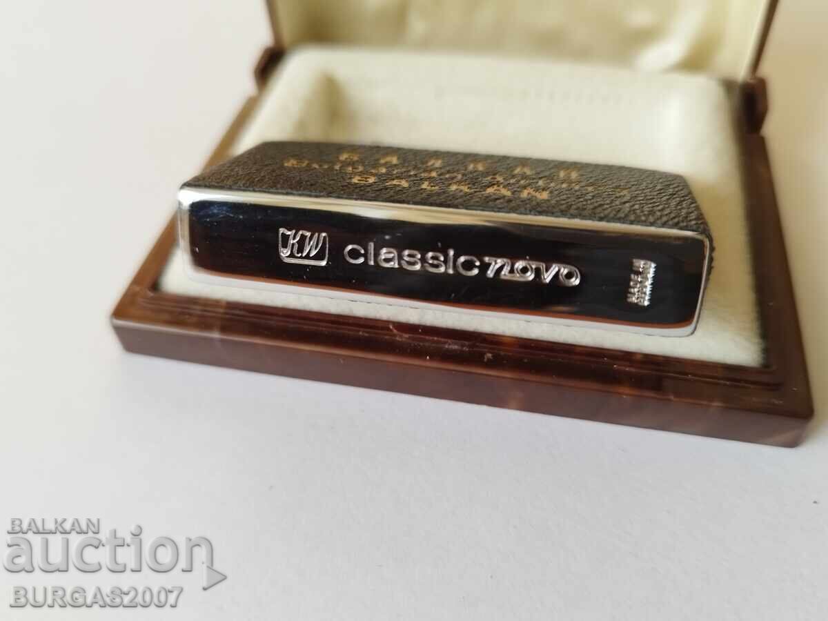 Brichetă publicitară veche, BGA BALKAN, KAWEE, GERMANY cu preț 100.00 BGN | € 51.13 Brichetă publicitară veche, BGA BALKAN, KAWEE, GERMANY cu preț 100.00 BGN | € 51.13