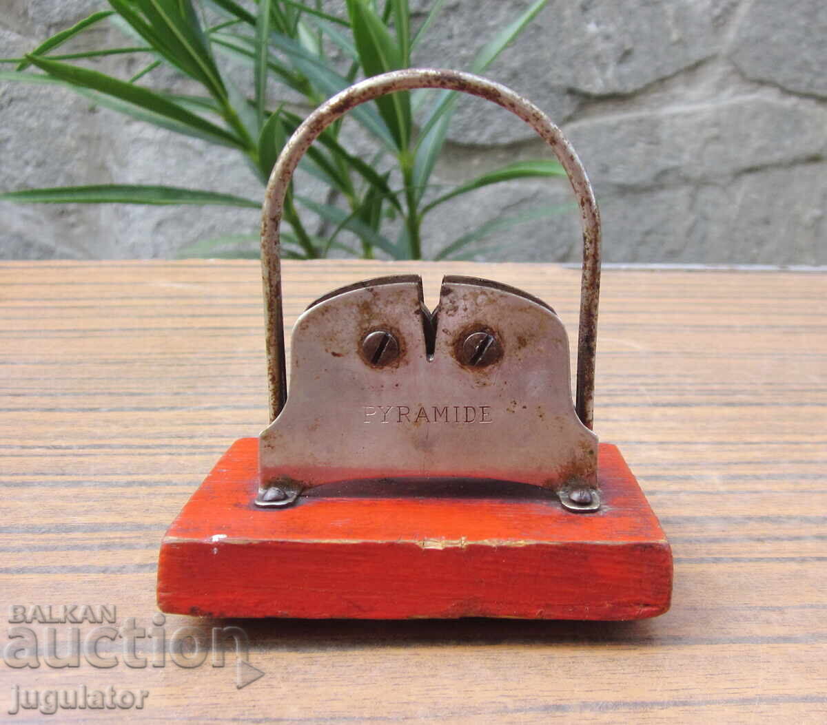 PYRAMID DRGM Antique German Knife Sharpener