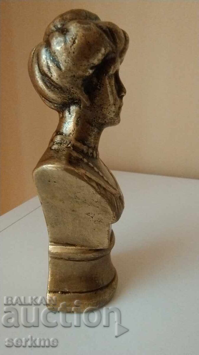 Χάλκινη φιγούρα με τιμή 70.00 BGN | € 35.79 Χάλκινη φιγούρα με τιμή 70.00 BGN | € 35.79
