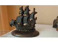 Χάλκινη φιγούρα