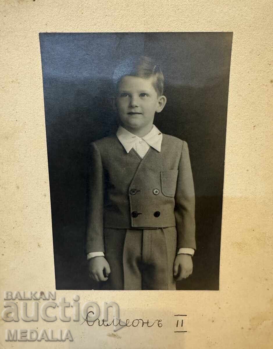 Tsar Simeon II - Cabinet photograph with autograph - Karastoyanov with price 200.00 BGN | € 102.26 Tsar Simeon II - Cabinet photograph with autograph - Karastoyanov with price 200.00 BGN | € 102.26