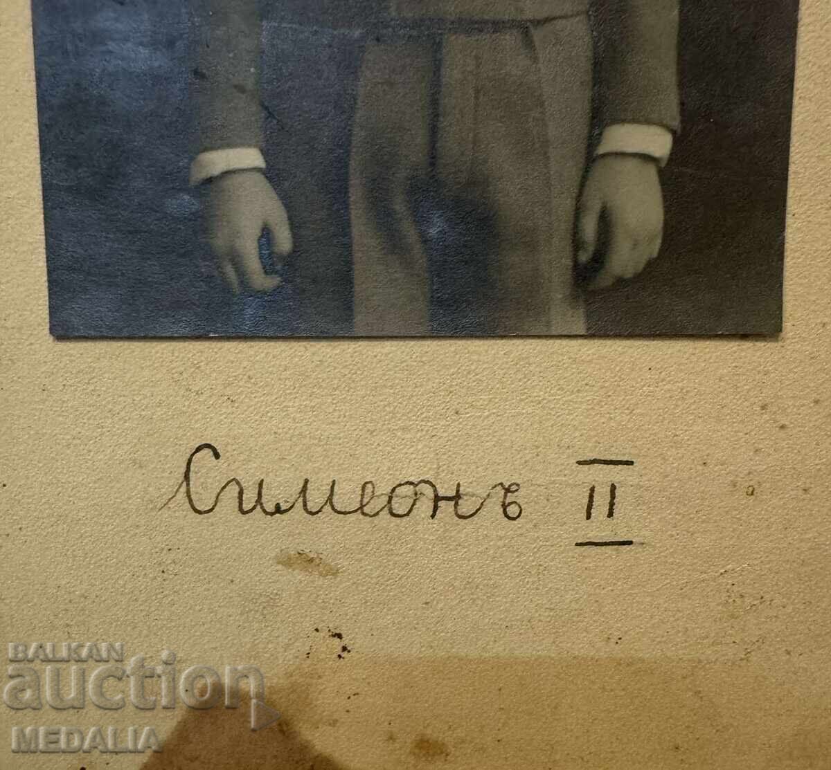 Auction Tsar Simeon II - Cabinet photograph with autograph - Karastoyanov Auction Tsar Simeon II - Cabinet photograph with autograph - Karastoyanov