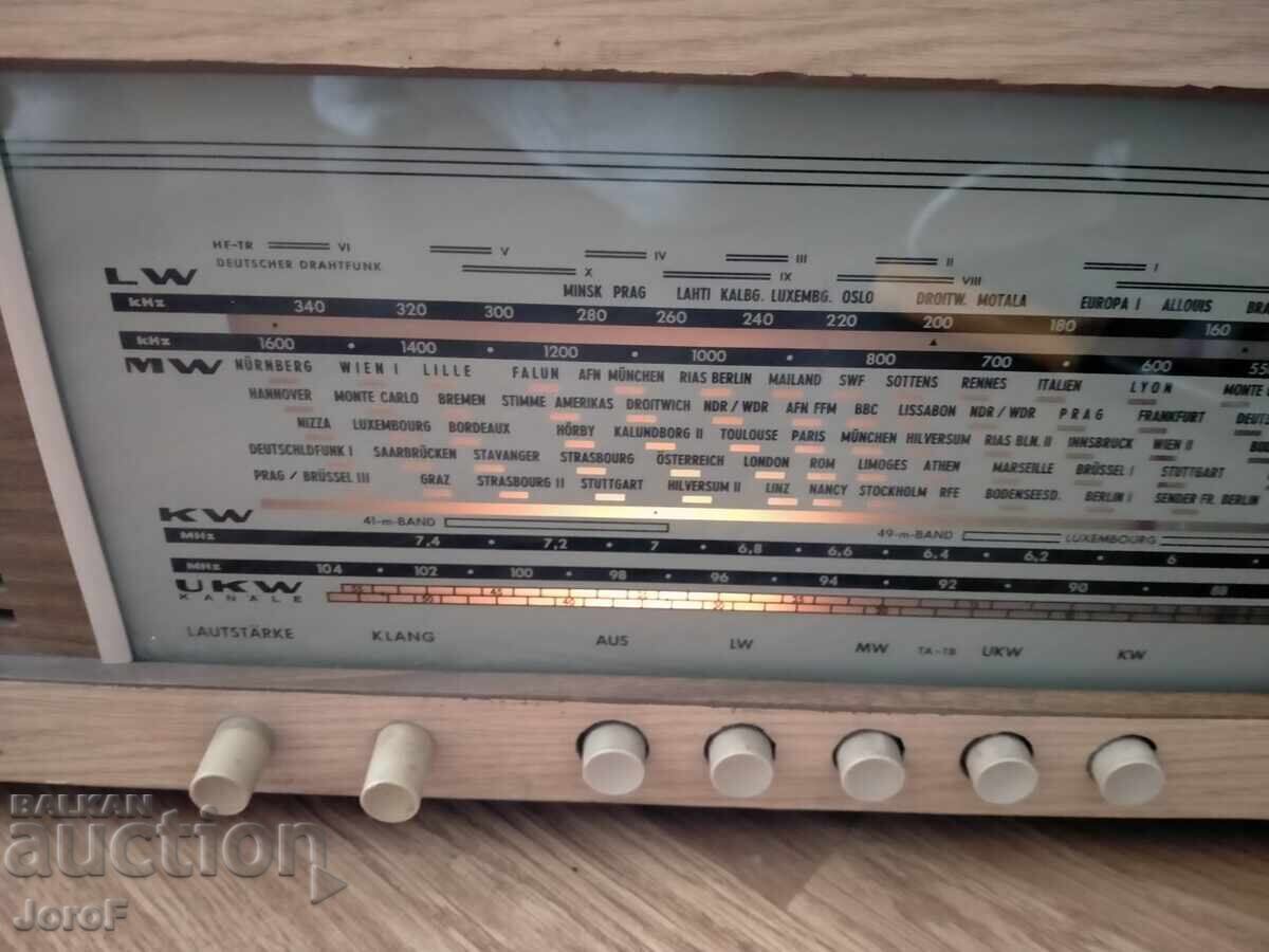 Licitație Radio vechi german funcțional KORTING