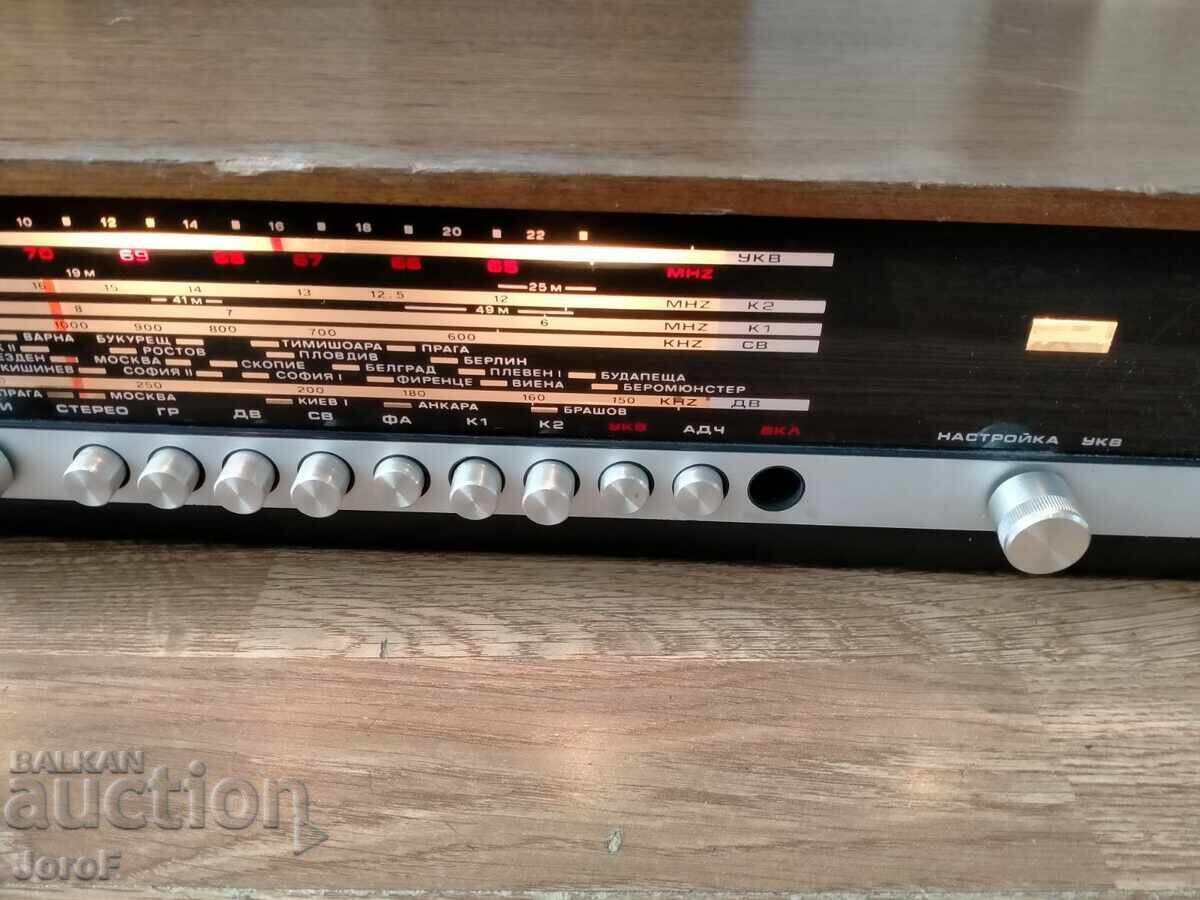 Radio vechi din URSS - RAPSODIA cu preț 70.00 BGN | € 35.79