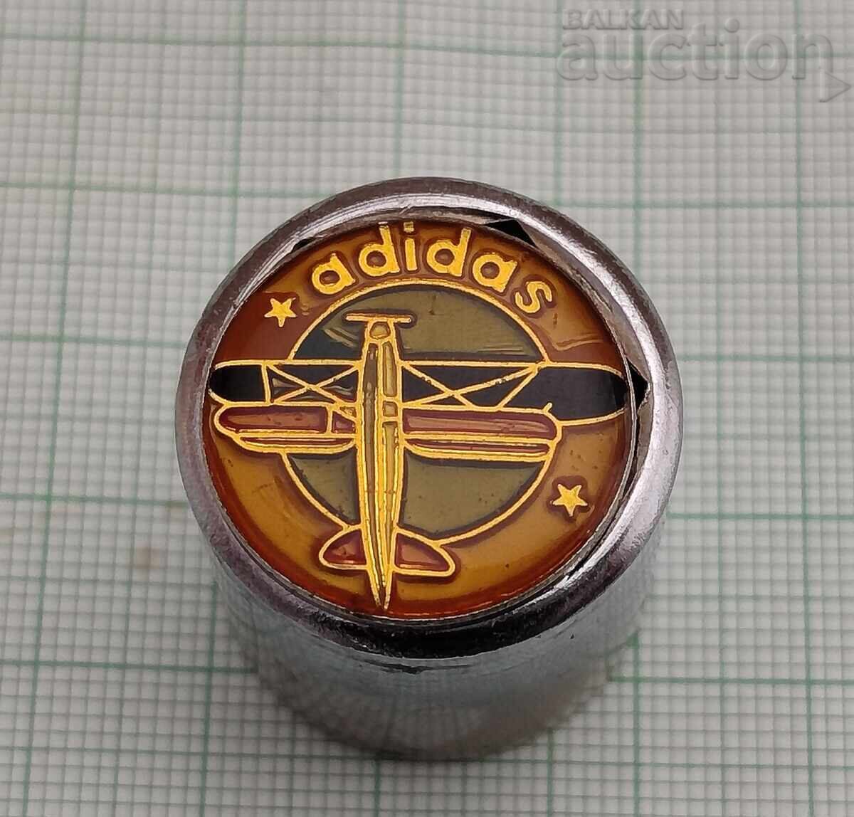 ADIDAS ΣΗΜΑ ΔΙΑΦΗΜΙΣΗΣ ΑΕΡΟΣΚΑΦΟΥΣ