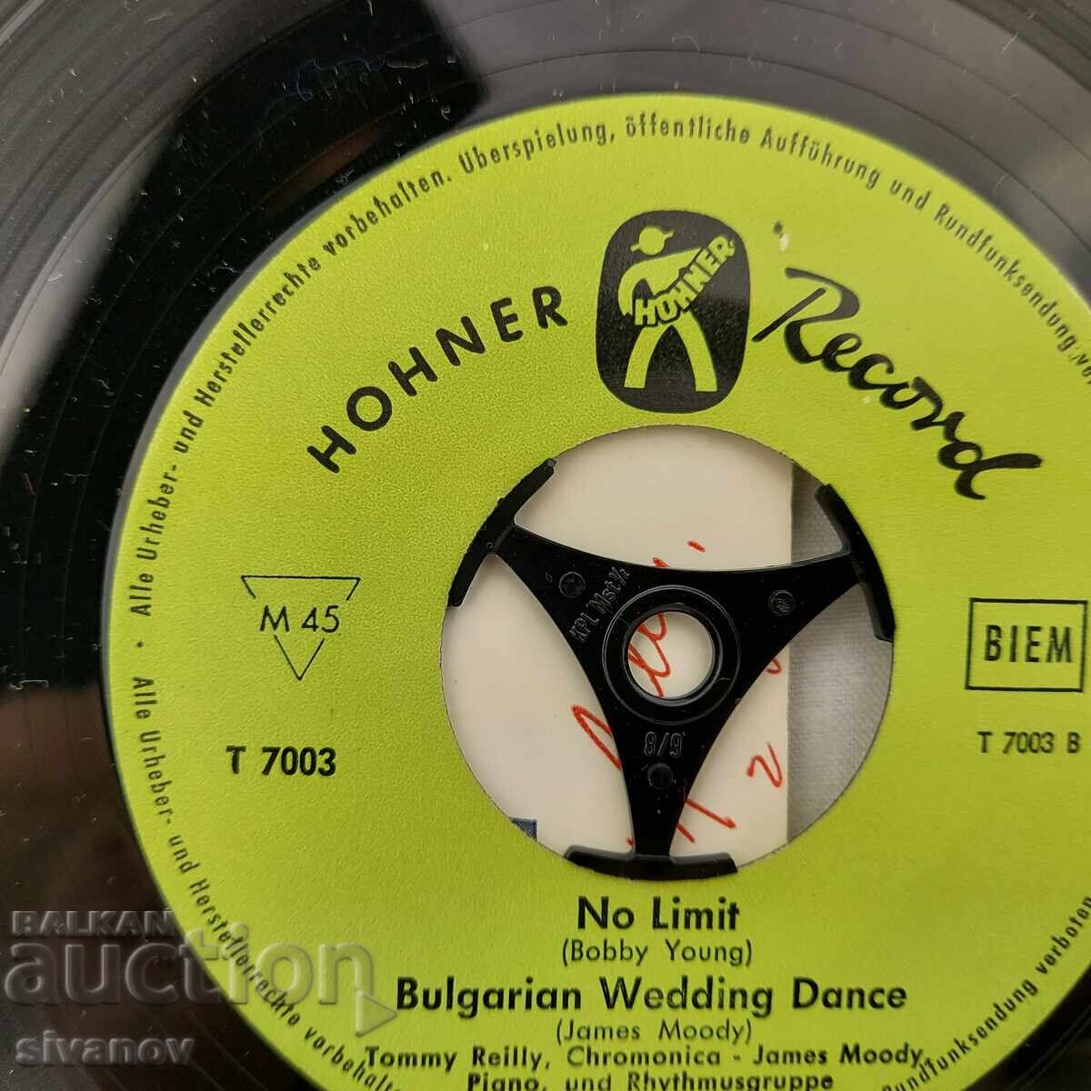 Tommy Reilly Record Swiss Carry-Go Round No Limit T7003 #2709 - 5