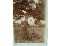 ΒΑΣΙΛΙΚΗ ΦΩΤΟΓΡΑΦΙΑ, ΣΤΟΛΗ, ΣΠΑΘΙ, ΠΟΔΗΛΑΤΟ, ΤΡΟΧΟΣ