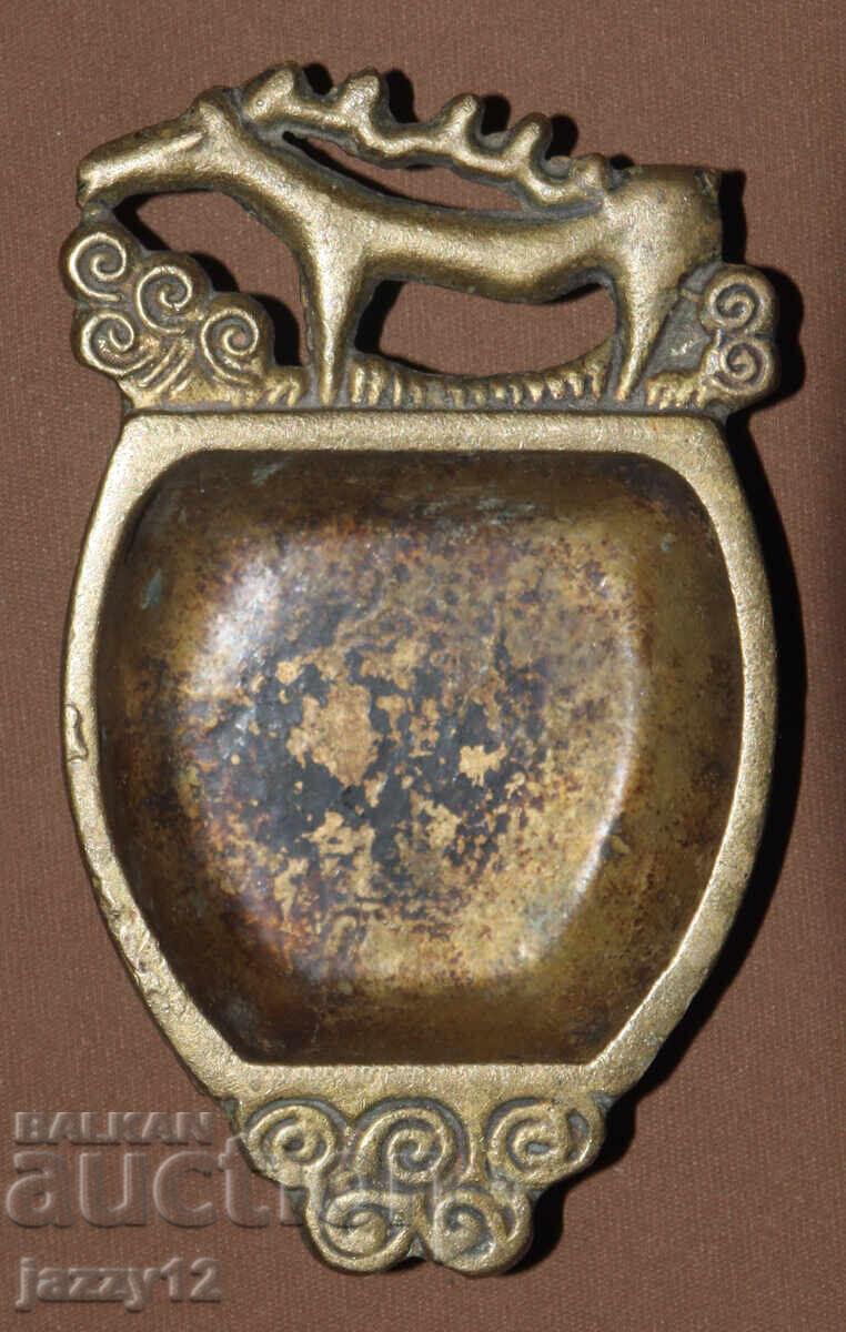 Παλιό διακοσμητικό μπρούτζινο σταχτοδοχείο με τιμή 80.00 BGN | € 40.90