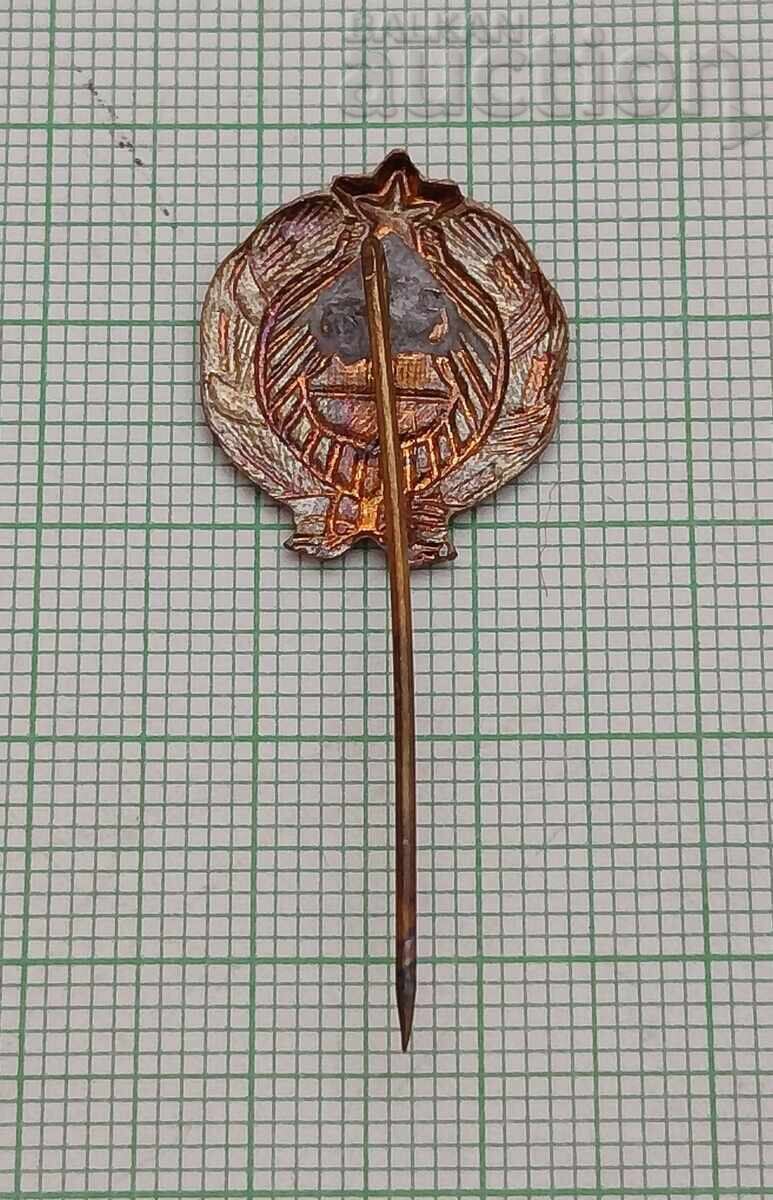 HUNGARY COAT OF ARMS SOCIALISM BADGE ENAMEL with price 2.00 BGN | € 1.02 HUNGARY COAT OF ARMS SOCIALISM BADGE ENAMEL with price 2.00 BGN | € 1.02