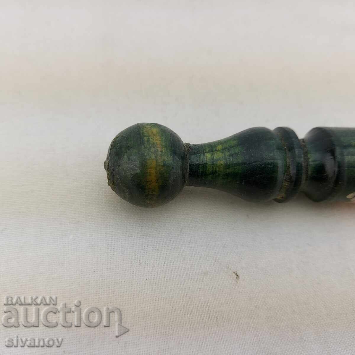 Livrarea Creion vechi din lemn lucrat manual cu motive florale #2716