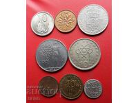 Mixed lot of 8 coins