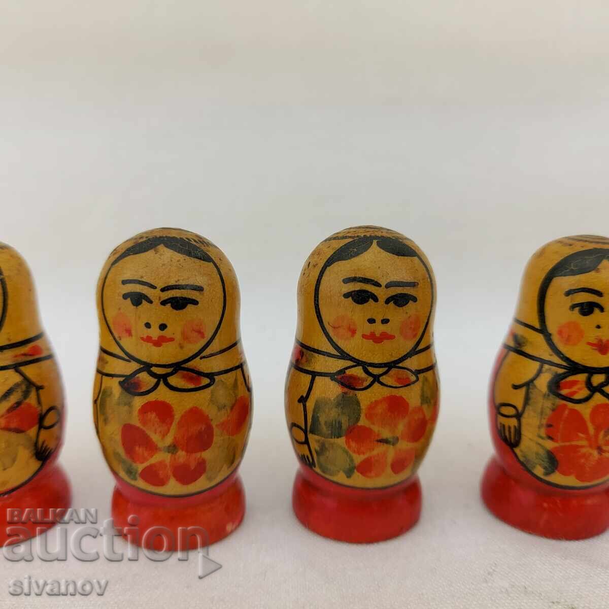 Аукцион Комплект от 5 стари руски дървени кукли Матрьошки #2724