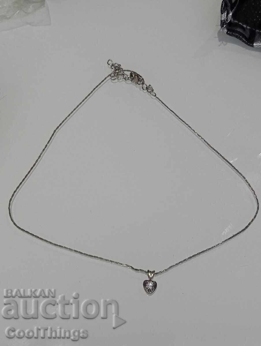 Colier vechi cu preț 0.01 BGN | € 0.01 Colier vechi cu preț 0.01 BGN | € 0.01