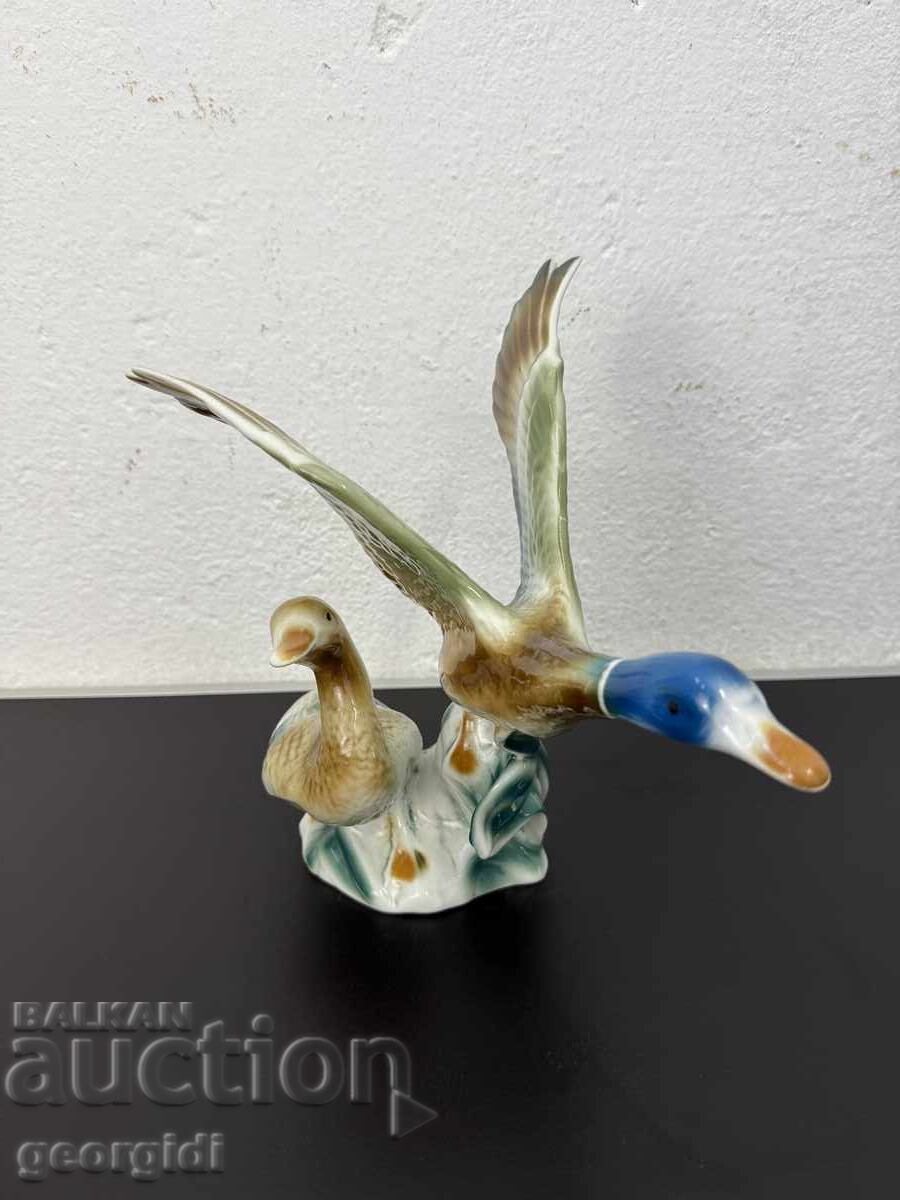 Румънска порцеланова фигура на диви патици. №7514 - 5