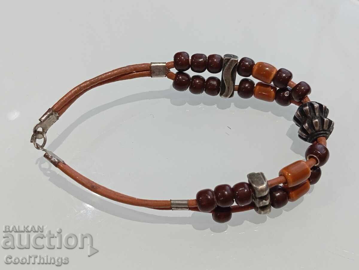 Livrarea Brățară veche Livrarea Brățară veche