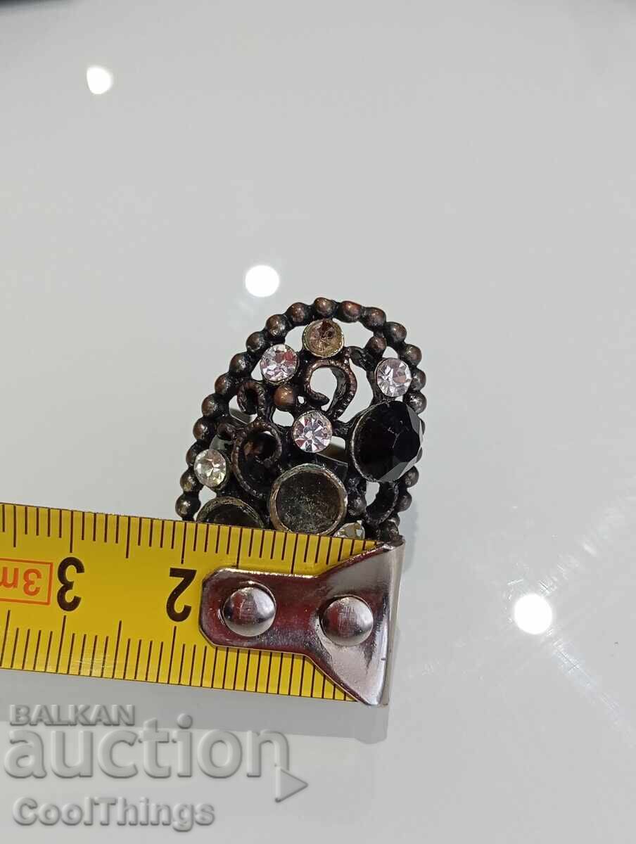 Un inel vechi - 6 Un inel vechi - 6