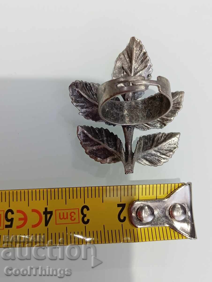 Un inel vechi - 5 Un inel vechi - 5