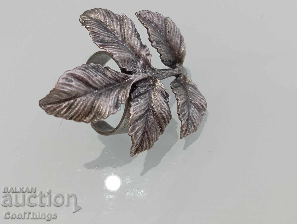 Un inel vechi - 6 Un inel vechi - 6