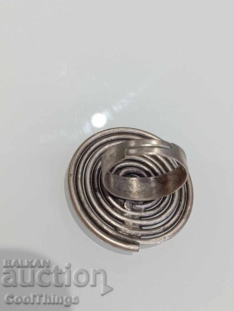 Un inel vechi - 6 Un inel vechi - 6