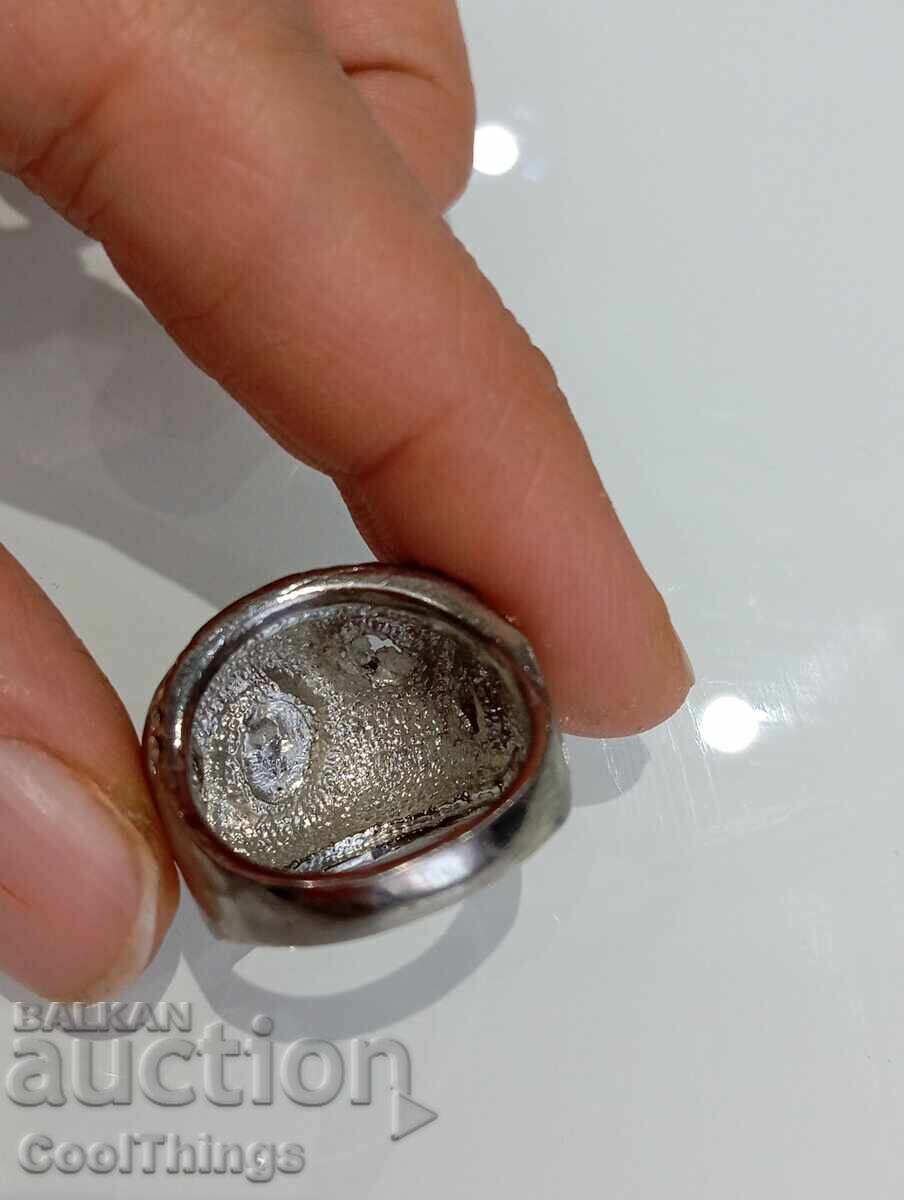 Un inel vechi - 5 Un inel vechi - 5
